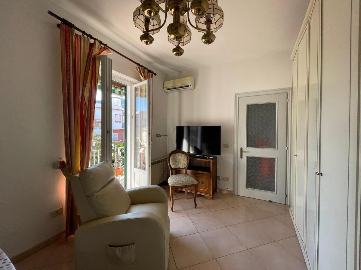 Casa Giusto Ischia Apartamento Exterior foto